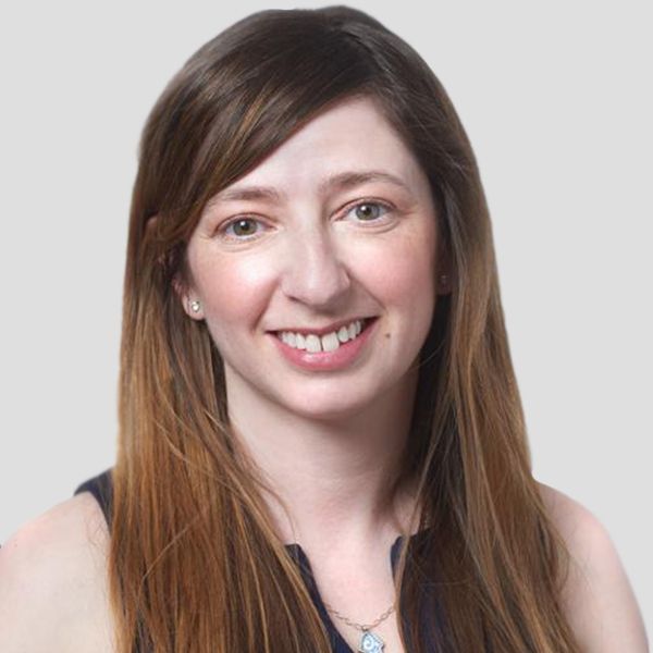 Dina Vaynberg headshot.